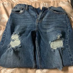 New  never worn High rise distressed mom jeans